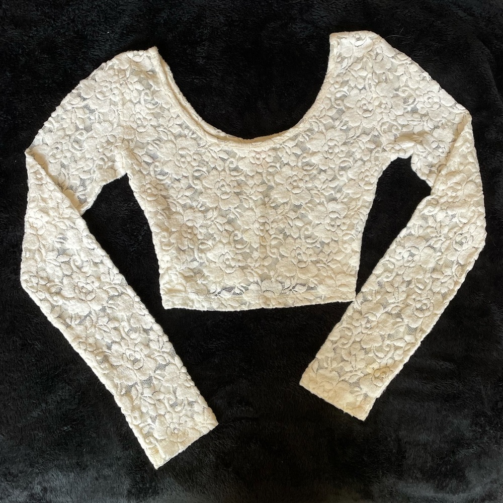 Off white lace long sleeve crop top (Size S)